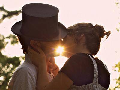 狮子座和什么星座最配 看看你和他的般配指数