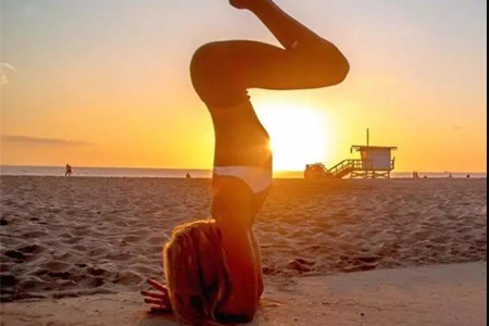 瑜伽体式拉筋术，让你越练越年轻：下篇