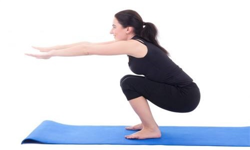 2女性腹部有赘肉怎么办？3个瑜伽动作消灭它.jpg