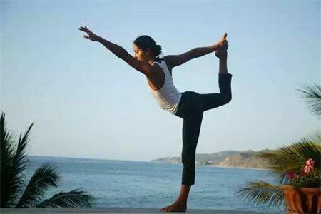 如何练习减肥、瘦身瑜伽？在瑜伽书里是两个字