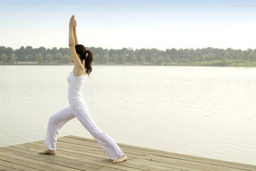 想要瘦身 瑜伽这样练就对了