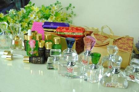 丰胸精油的功效与作用 女性常用丰胸精油有副作用吗