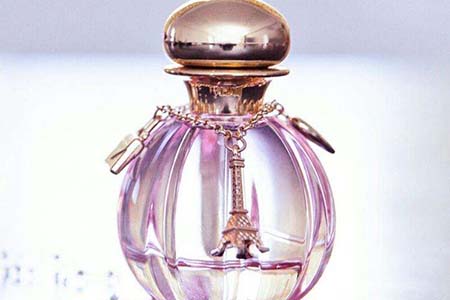 想要时时刻刻做个小仙女，香水就选橙花味