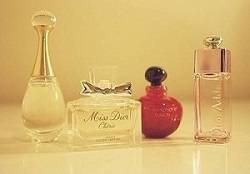 约会中的那抹随风轻盈的飘香(法国香水品牌)