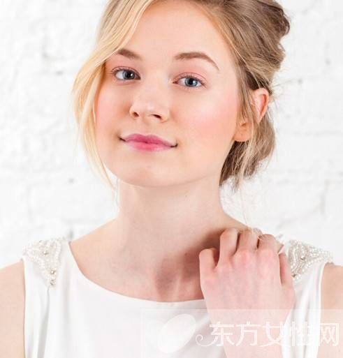 韩国新娘妆怎么化 六步打造时尚完美新娘妆