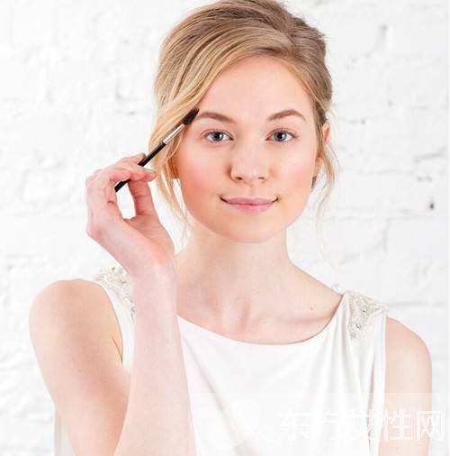 韩国新娘妆怎么化 六步打造时尚完美新娘妆