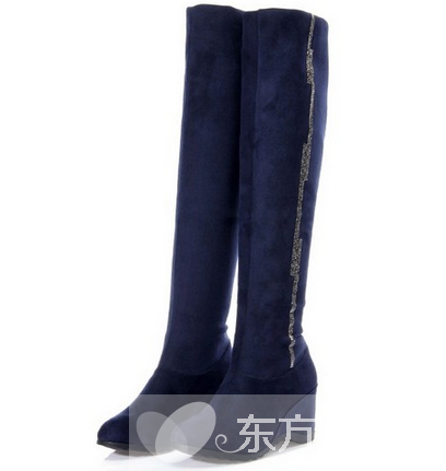 短裙长靴性感搭配 平凡女生变女神只要这一步