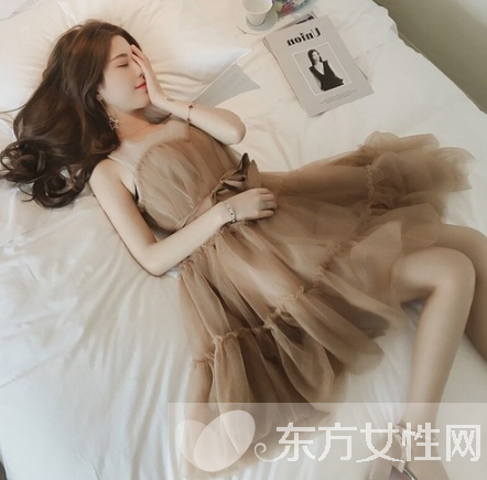 女人装穿衣搭配 被网纱征服中了连衣裙的毒