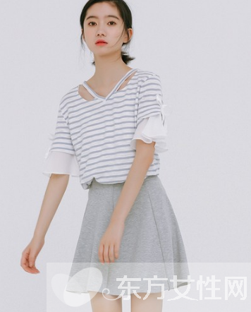 镂空游走全身 恰到好处的性感这么穿就对了