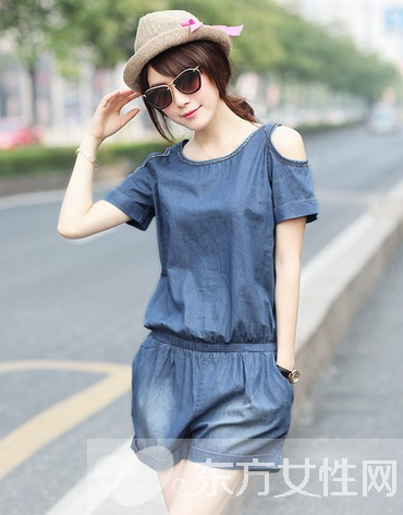 连衣裤怎么穿才好看 萌妹女神随心切换