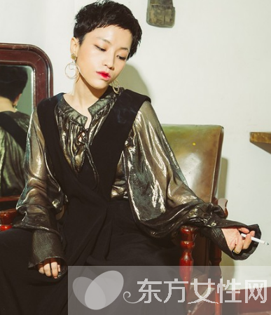 复古风来袭 华贵古风带你感受精致时装的力量