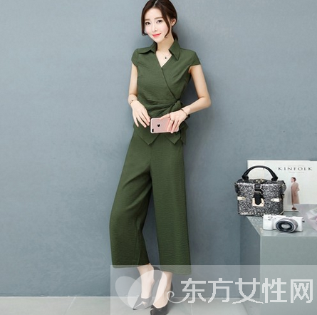 阔腿裤如何搭配上衣 尴尬腿型再也不敢作妖了