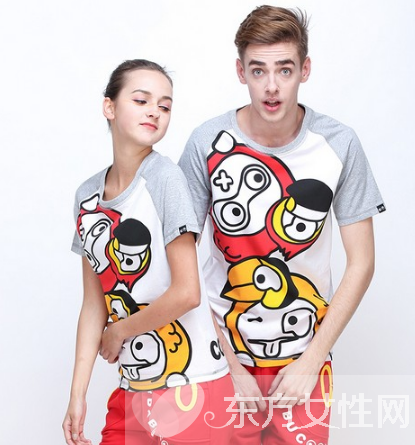 90后潮爸潮妈情侣装搭配 花样秀恩爱实力虐狗