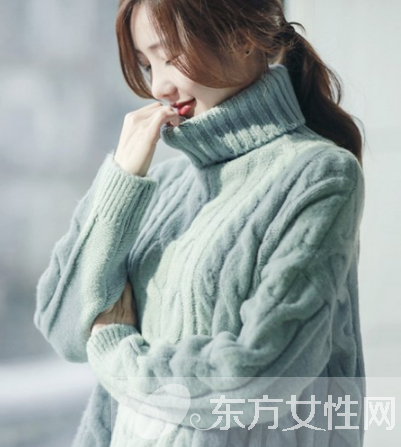 打底衫穿衣搭配 冬日里的小精灵浪漫随行