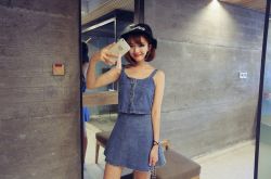 吊带牛仔裤怎么搭配 一起来探究牛仔的隐藏魅力