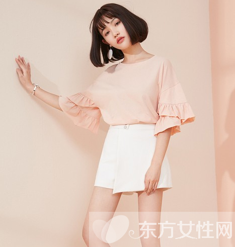 潮流服装搭配示范 盛夏喇叭袖成为霸屏神器