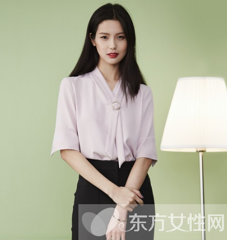 雪纺衫怎么搭配更好 多功能打造夏日的不败战绩