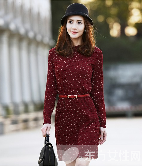 波点裙就该这么撞色 波点控的春天很抢眼