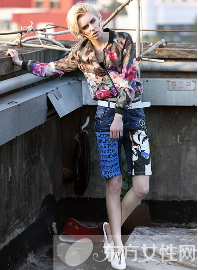 欧美达人街拍造型示范 浓烈的欧美风扑面而来