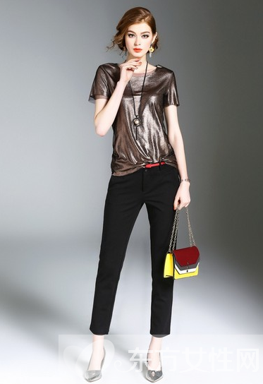 时尚夏装搭配 创意T恤带一波节奏要上天