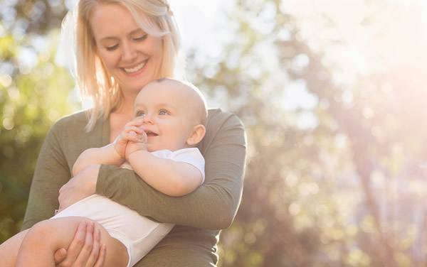 新生儿如何晒太阳 这些一定要注意