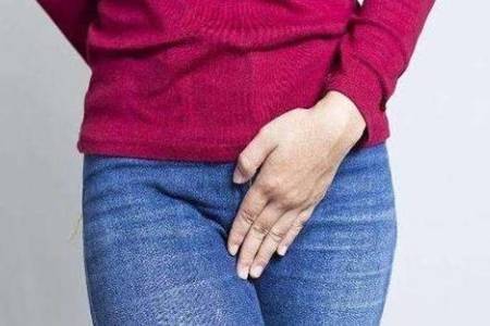 霉菌性阴炎的症状用什么药效果好？三种治疗方式避免病情反复