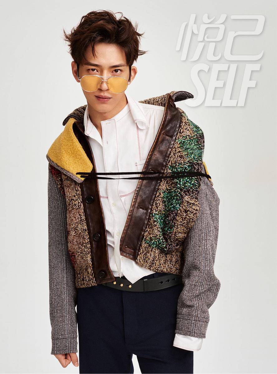 井柏然登《悦己》杂志十二月刊 从贵族绅士到俏皮少年