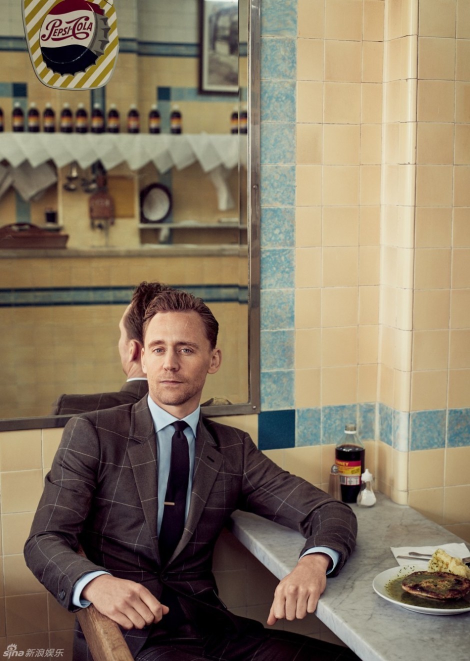 抖森帅气登《GQ》杂志封面 诠释优雅展男人魅力