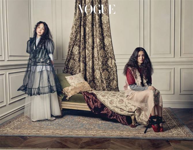 河正宇金敏喜登韩国版《VOGUE》杂志六月刊封面