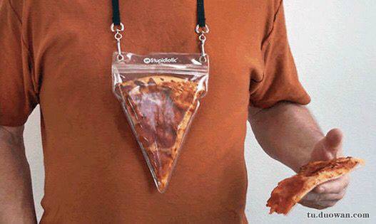 搞笑内涵图之喵星人:我仿佛闻到了小鱼干的味道