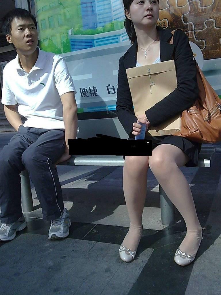 妹子无节操内涵图之骚年把持不住了