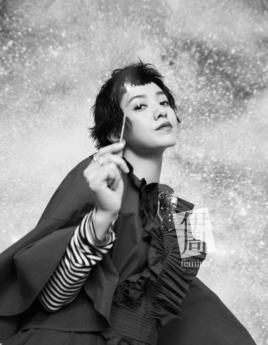 郭采洁短发冷艳写真 奇幻少女变幻莫测