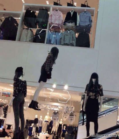 爆笑内涵图片之女厕还有这种东西?