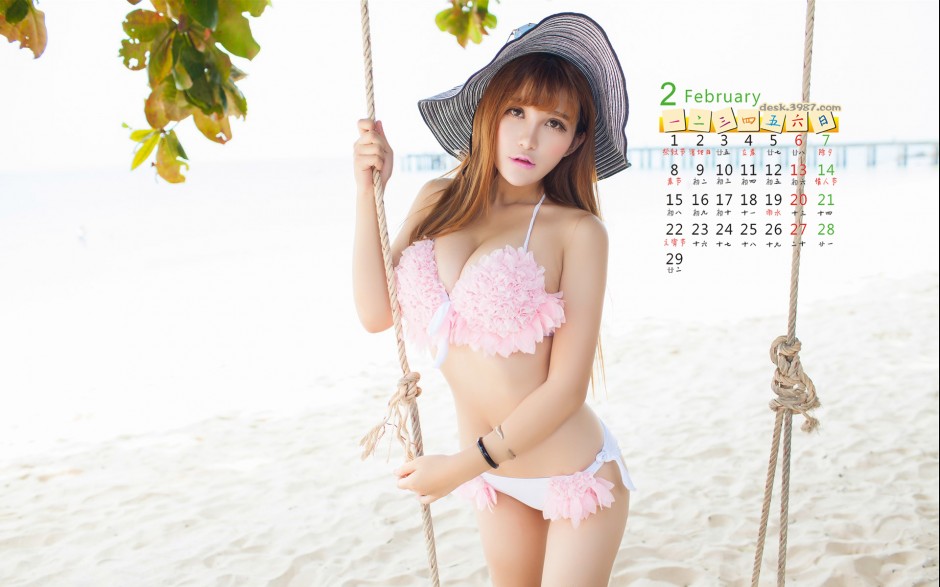 2016年2月美女日历图片 海边大玩湿身诱惑