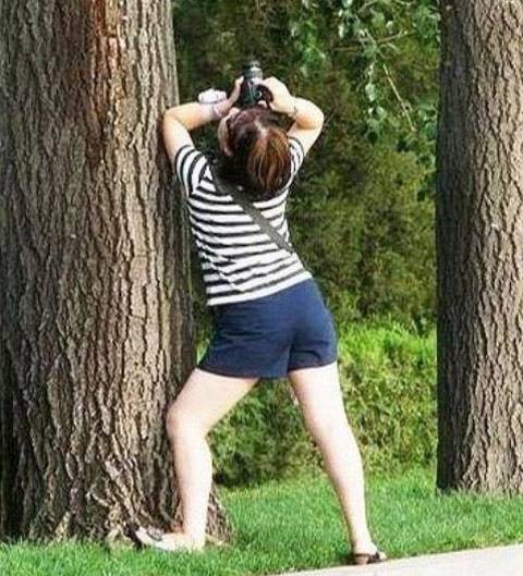 摄影师爆笑的拍照姿势