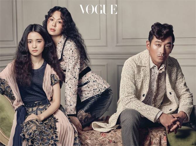 河正宇金敏喜登韩国版《VOGUE》杂志六月刊封面