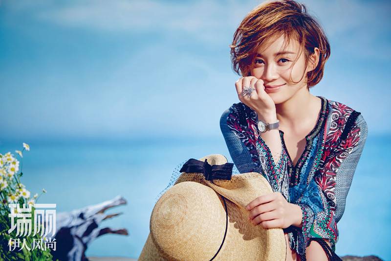 袁姗姗封面大片曝光 引领夏日&ldquo;新瘦主义&rdquo;