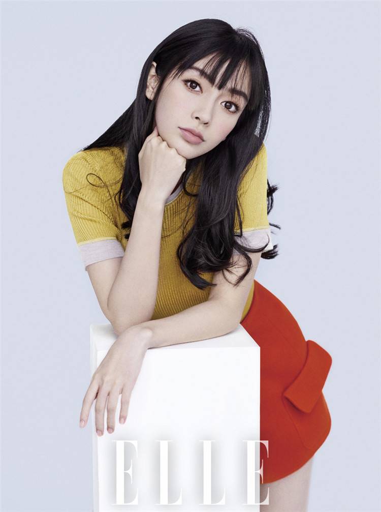 &ldquo;准妈妈&rdquo;baby最新写真 齐刘海大眼萌似少女