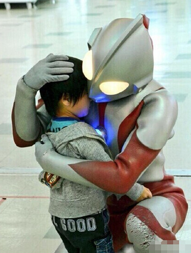 色系邪恶内涵图之能给我换个奥特曼吗？