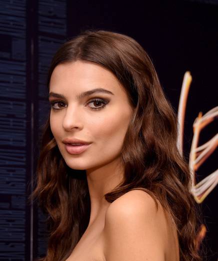 欧美女明星发型图片 女神级长发大放送