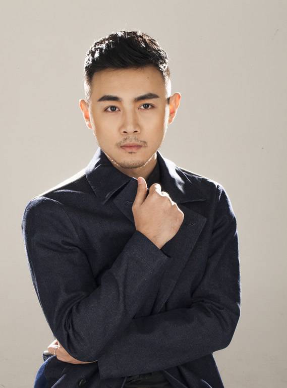 张天骐英伦发型绅士范儿彰显无疑