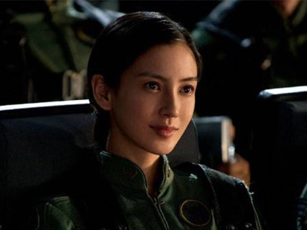 angelababy近期发型盘点 一言不合就刷屏