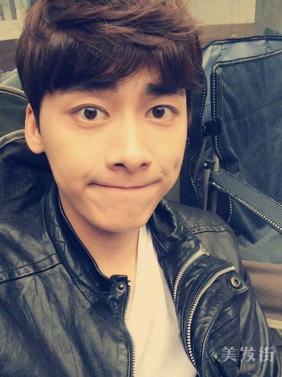 李易峰发型图片 李易峰时尚烫发发型锦集