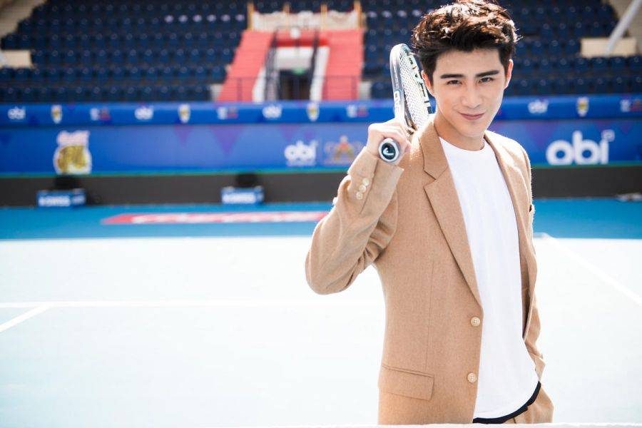 &ldquo;小鲜肉&rdquo;明星姜潮网球写真图片 变身运动型男