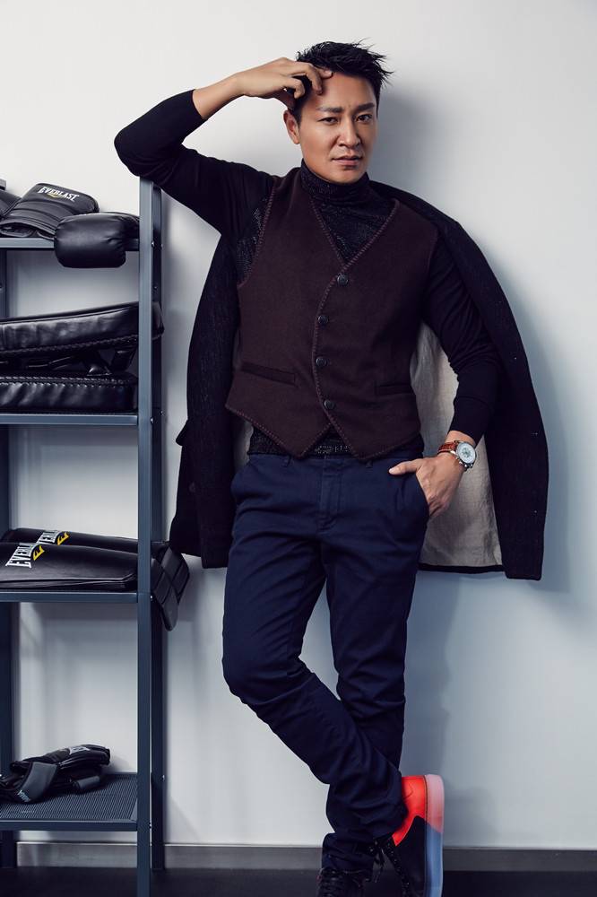 电视演员李宗翰最新写真 化身运动型男秀腹肌