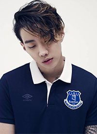 韩星朴宰范湿发发型写真 彰显狂野魅力