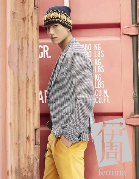 演员张峻宁最新写真曝光 慵懒随性凸显好身材