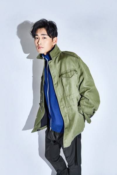 演员王彦霖运动写真曝光 休闲简约尽显帅气动感