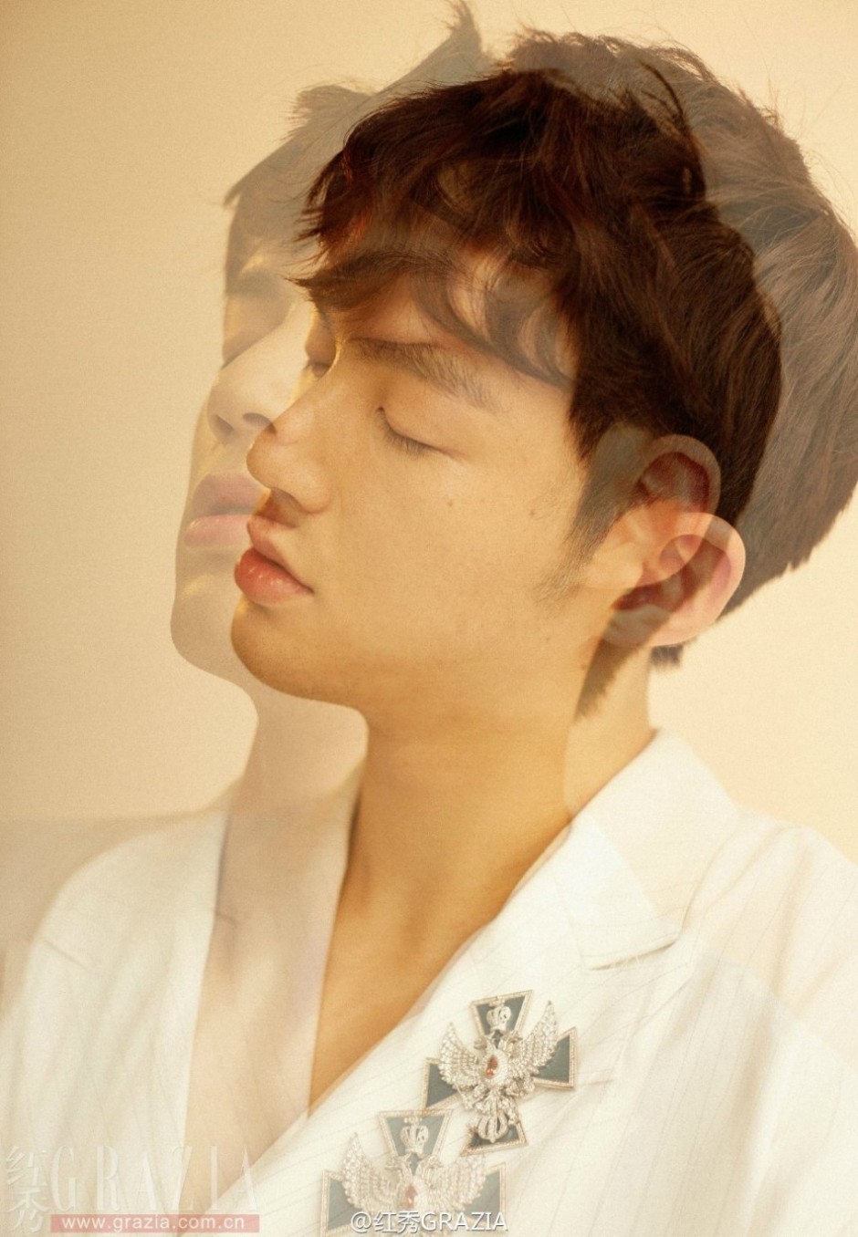 &ldquo;奶爸&rdquo;董力最新写真 荷尔蒙爆棚大秀精致胸肌