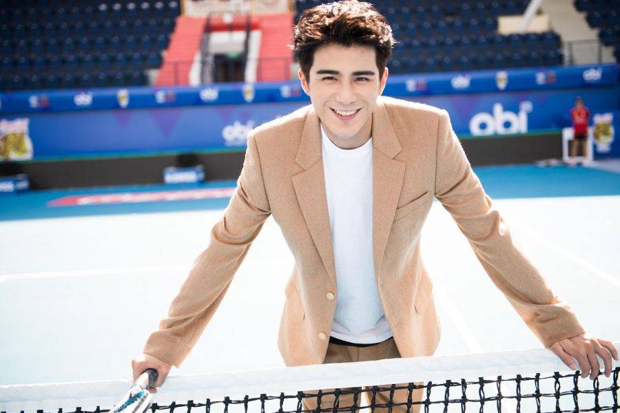 &ldquo;小鲜肉&rdquo;明星姜潮网球写真图片 变身运动型男